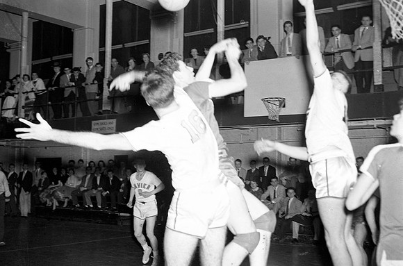 1950s-Basketball-14